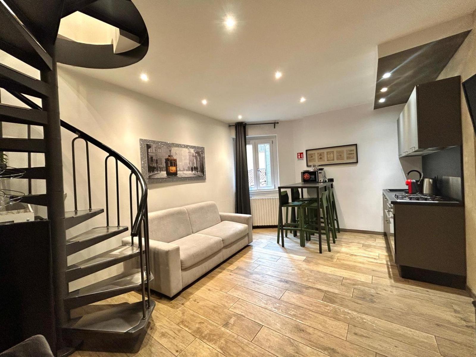 Leonardo Duplex Apartment Мілан Екстер'єр фото